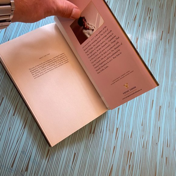 The God of Small Things by Arundhati Roy - Paperback - Picture 6 of 11